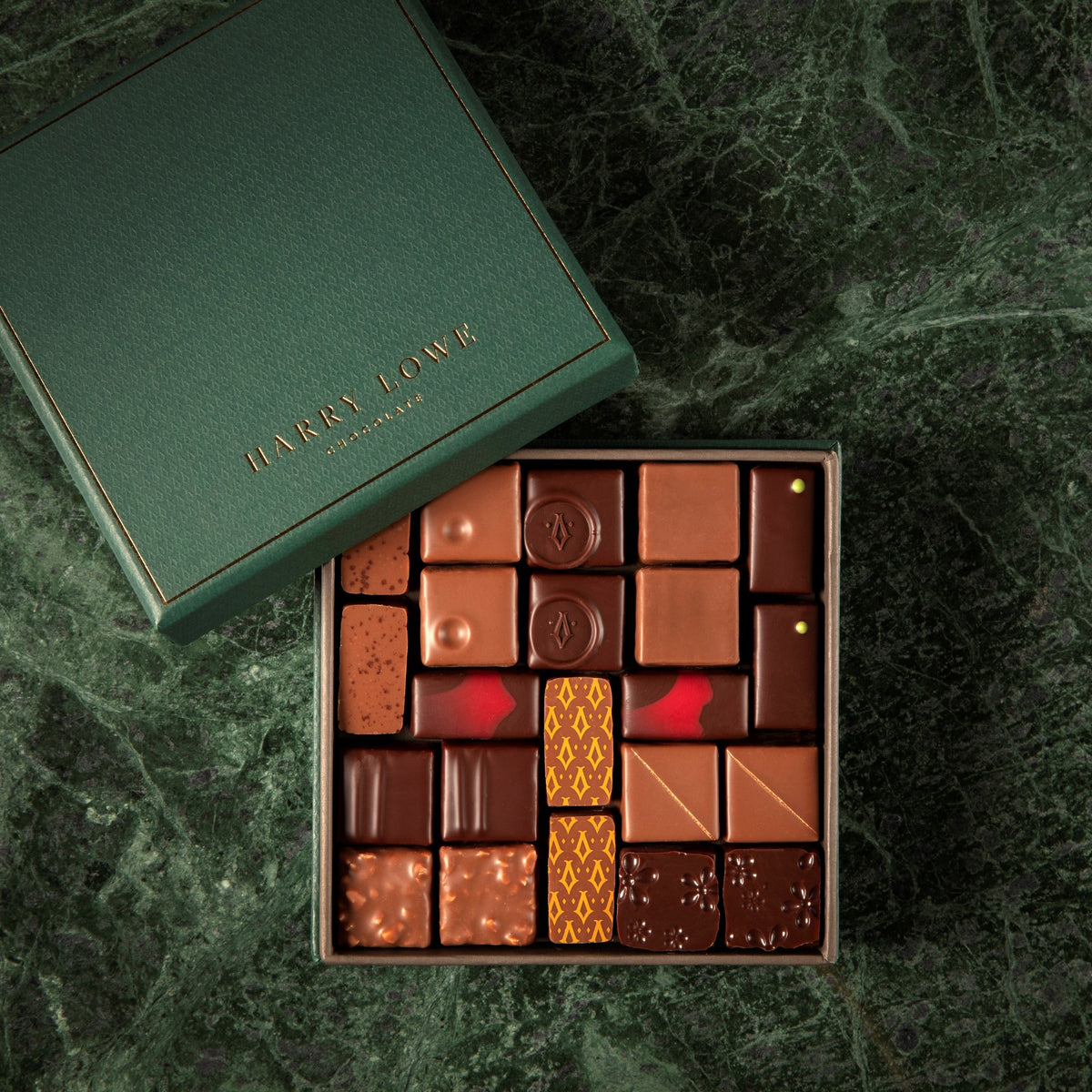 Harry Lowes - Ganache & Praline- 22 piece