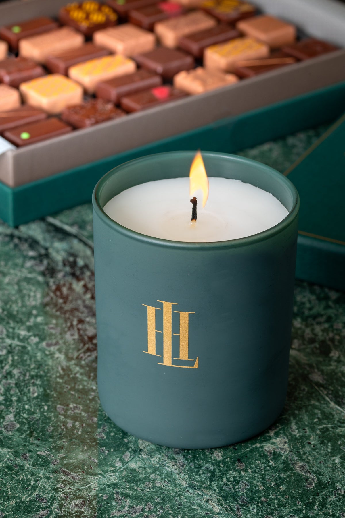 Harry Lowes - Signature Scent Candle