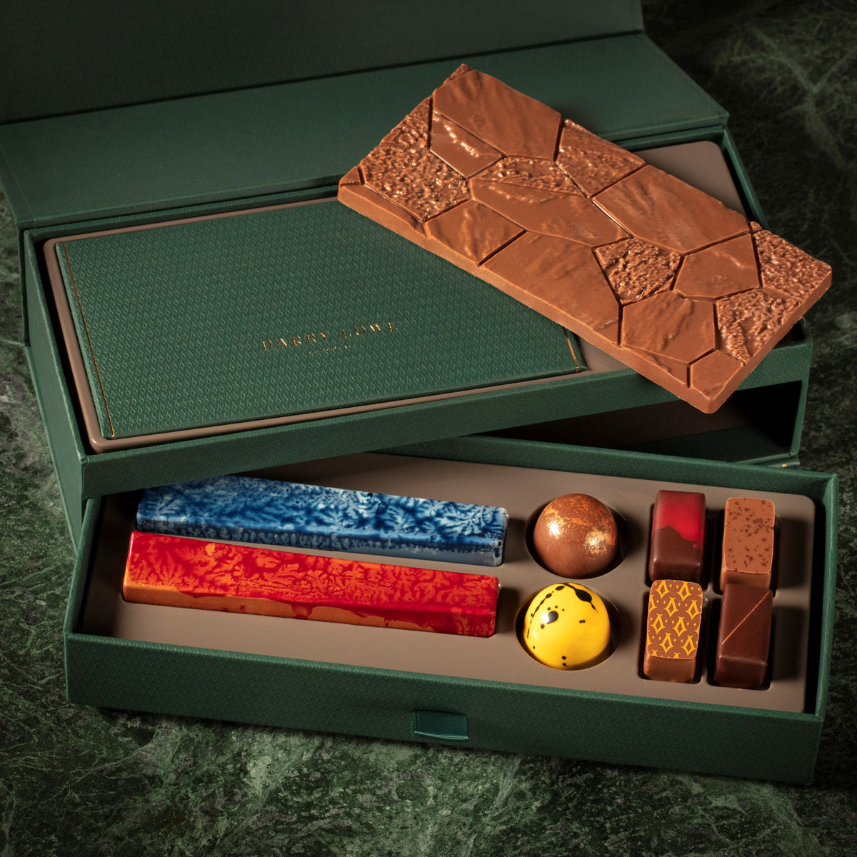 Harry Lowes - Discovery Box- 9 piece
